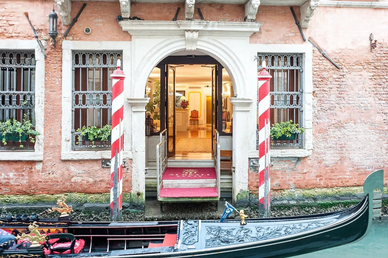 Hotel Ai Reali - Small Luxury Hotels Of The World location