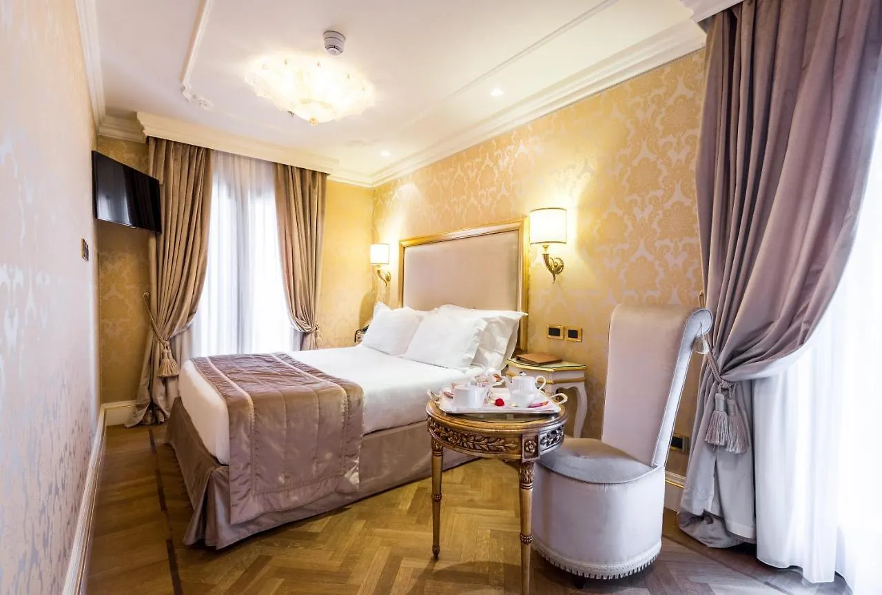 Hotel Ai Reali - Small Luxury Hotels Of The World Venice