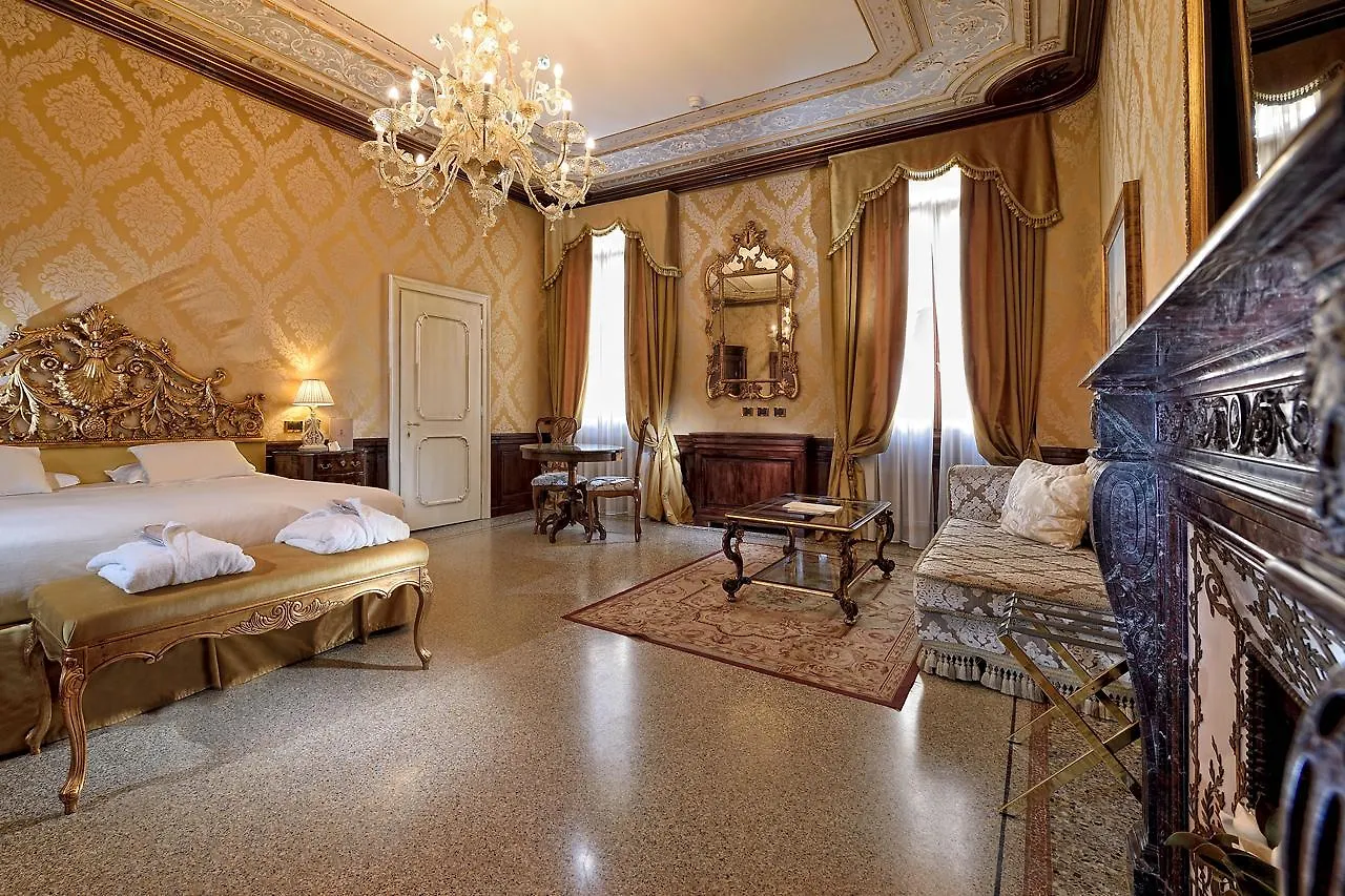 Hotel Ai Reali - Small Luxury Hotels Of The World Venice