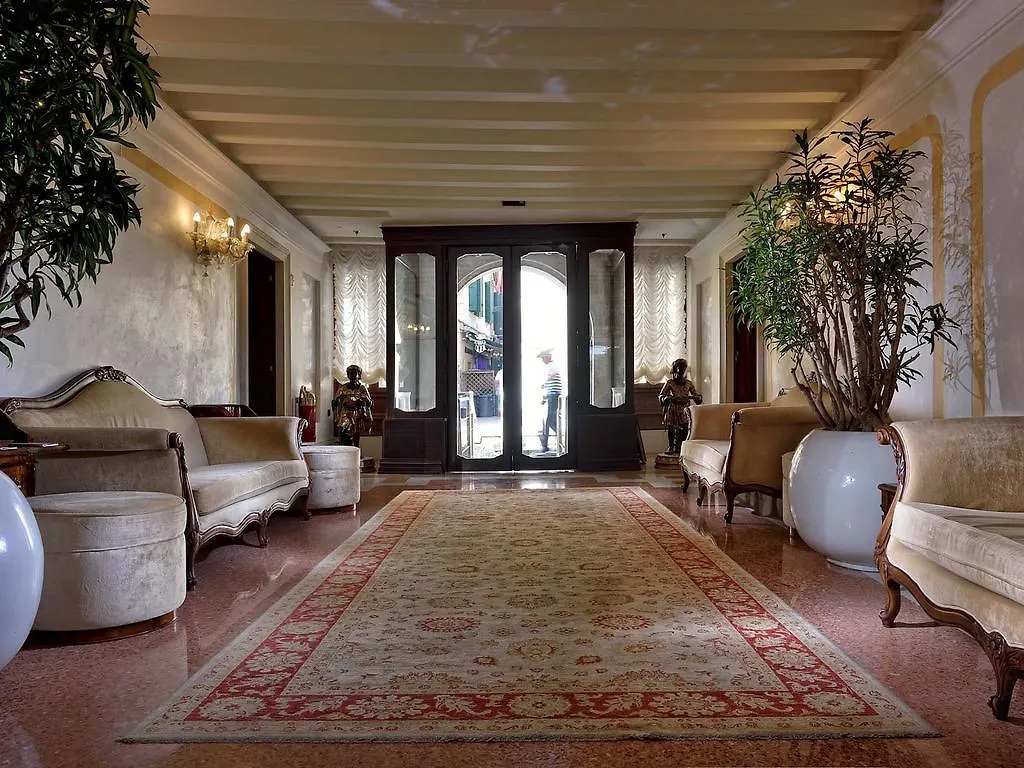 Hotel Ai Reali - Small Luxury Hotels Of The World Venice 4*,  Italy